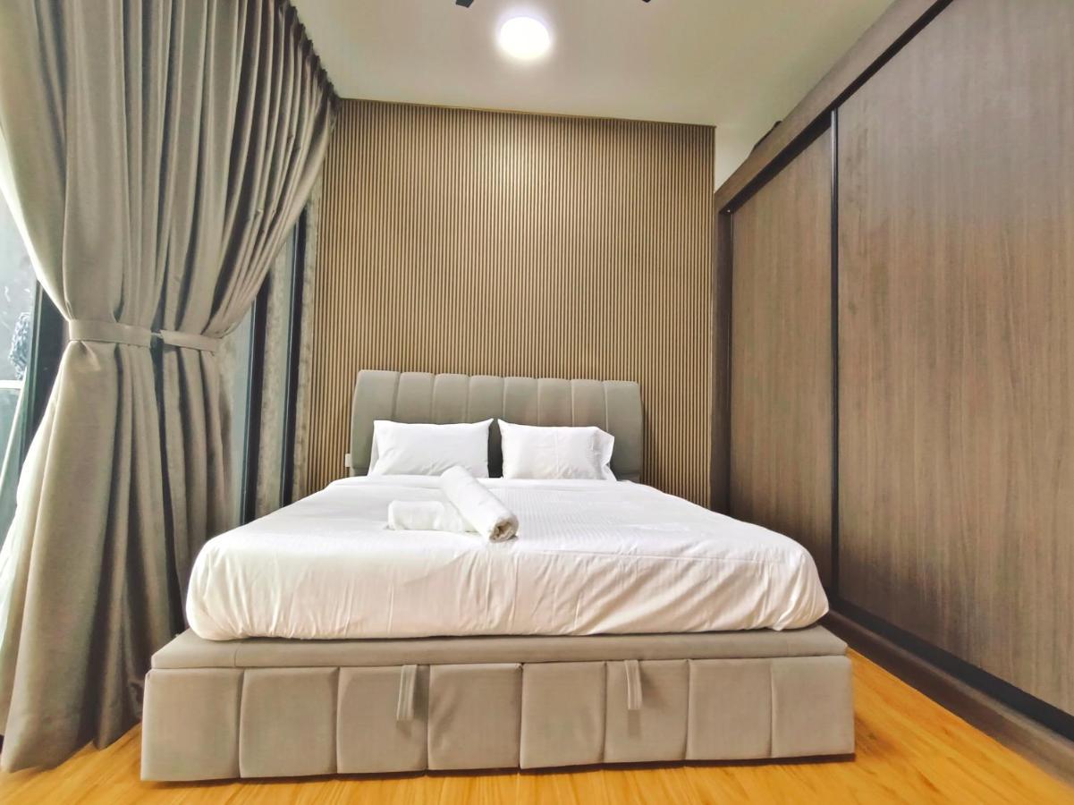 Beacon Executive Suite At Georgetown For 10Pax And 2 Bed Room Eksteriør billede