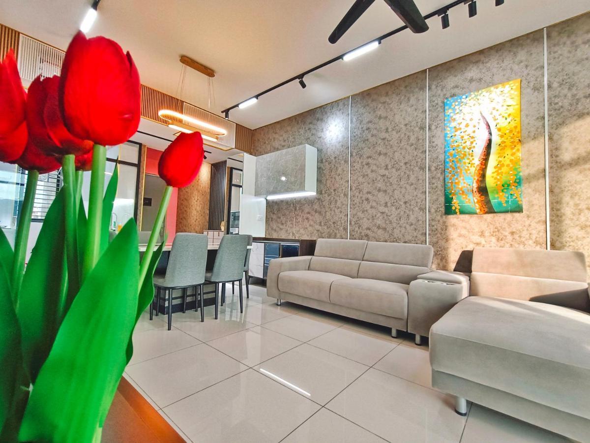 Beacon Executive Suite At Georgetown For 10Pax And 2 Bed Room Eksteriør billede