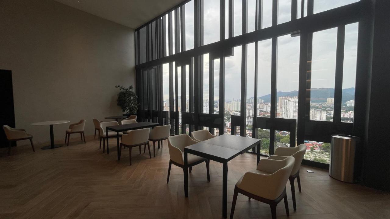 Beacon Executive Suite At Georgetown For 10Pax And 2 Bed Room Eksteriør billede