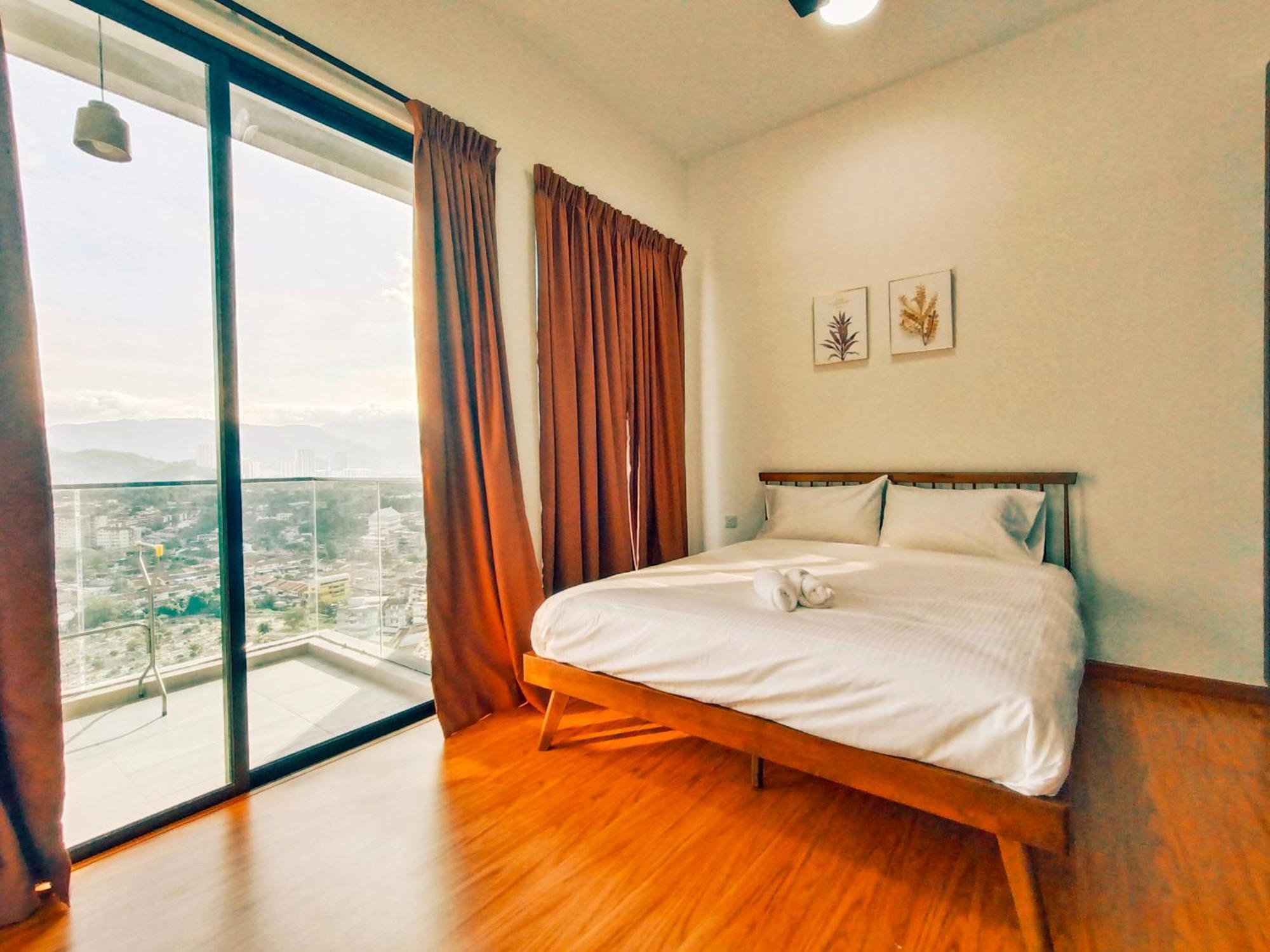 Beacon Executive Suite At Georgetown For 10Pax And 2 Bed Room Eksteriør billede